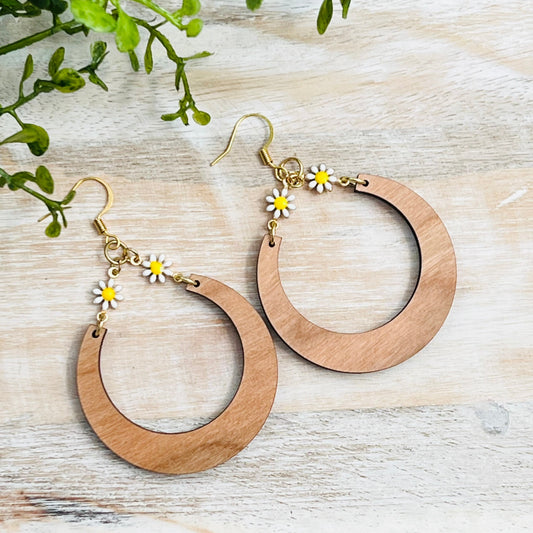 wood hoop earrings, daisy hoop earrings